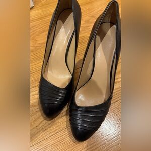 Nine West  Quirky round toe black heels